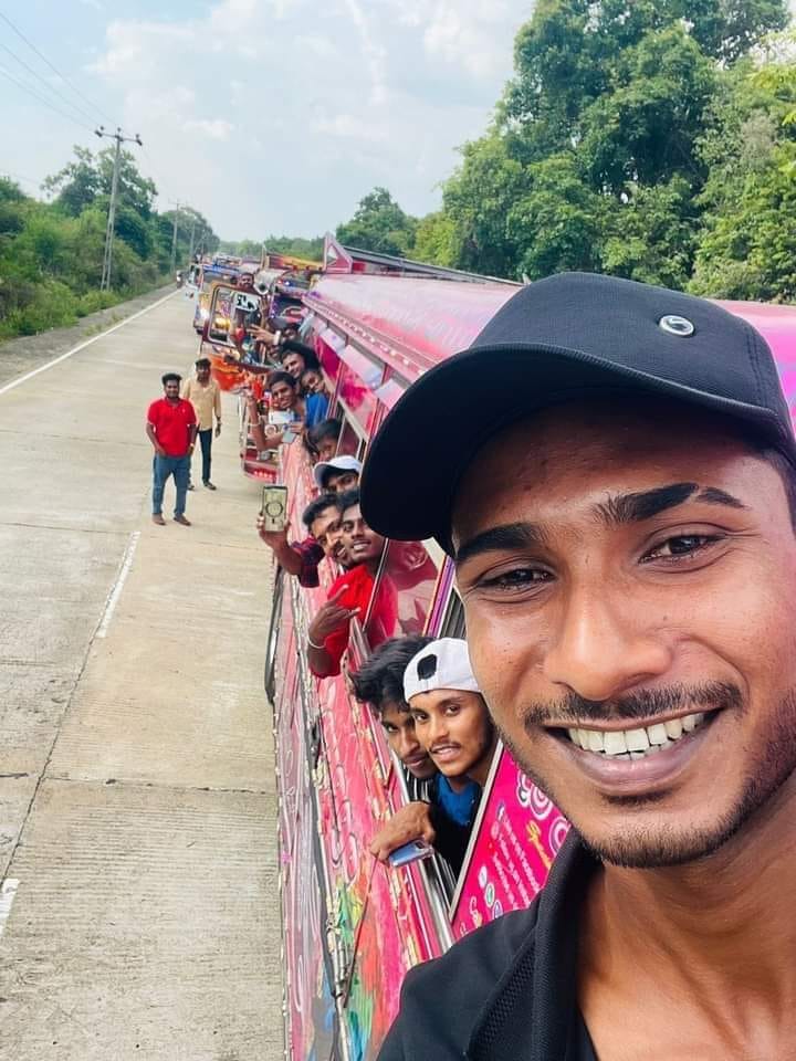 ගොපල්ලා ගව රැල සමග.jpg