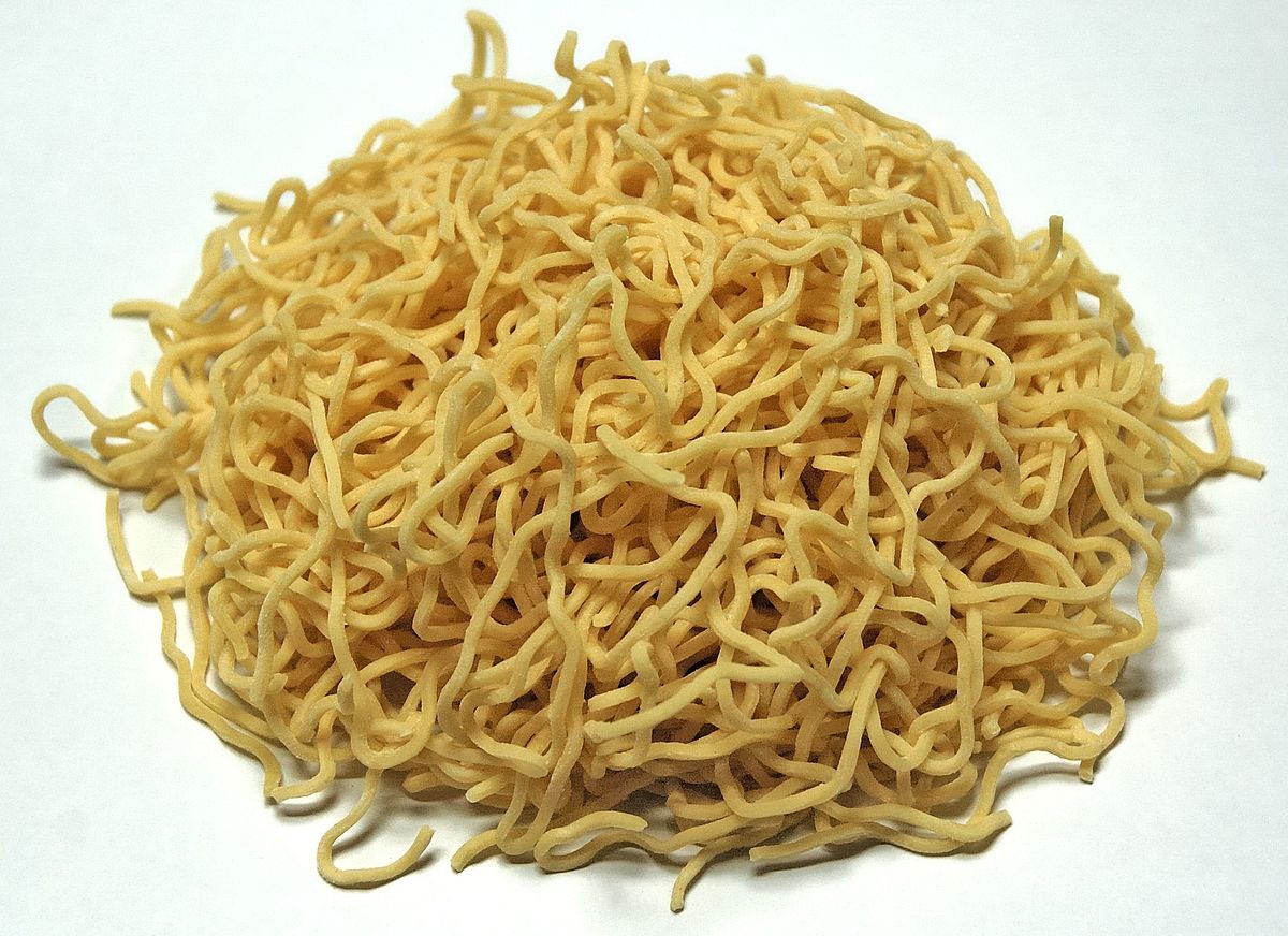 1200px-Fresh_ramen_noodle_001.jpg