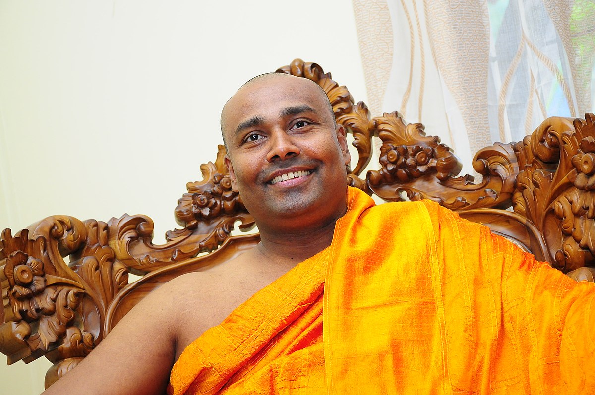 1200px-Siri_Samanthabhadra.jpg