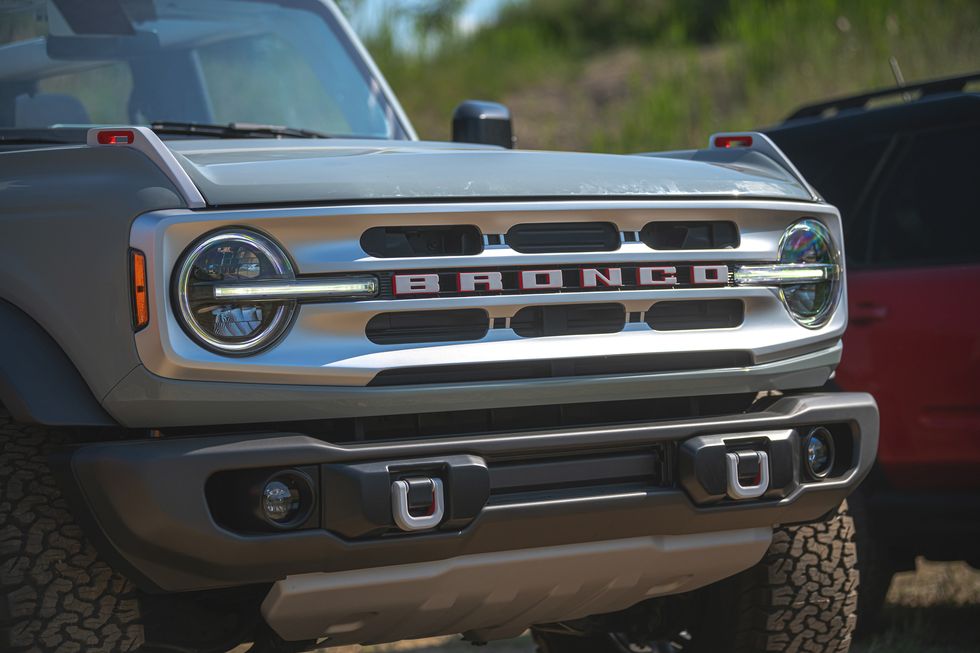 2021-ford-bronco-4-door-121-1594323471.jpg