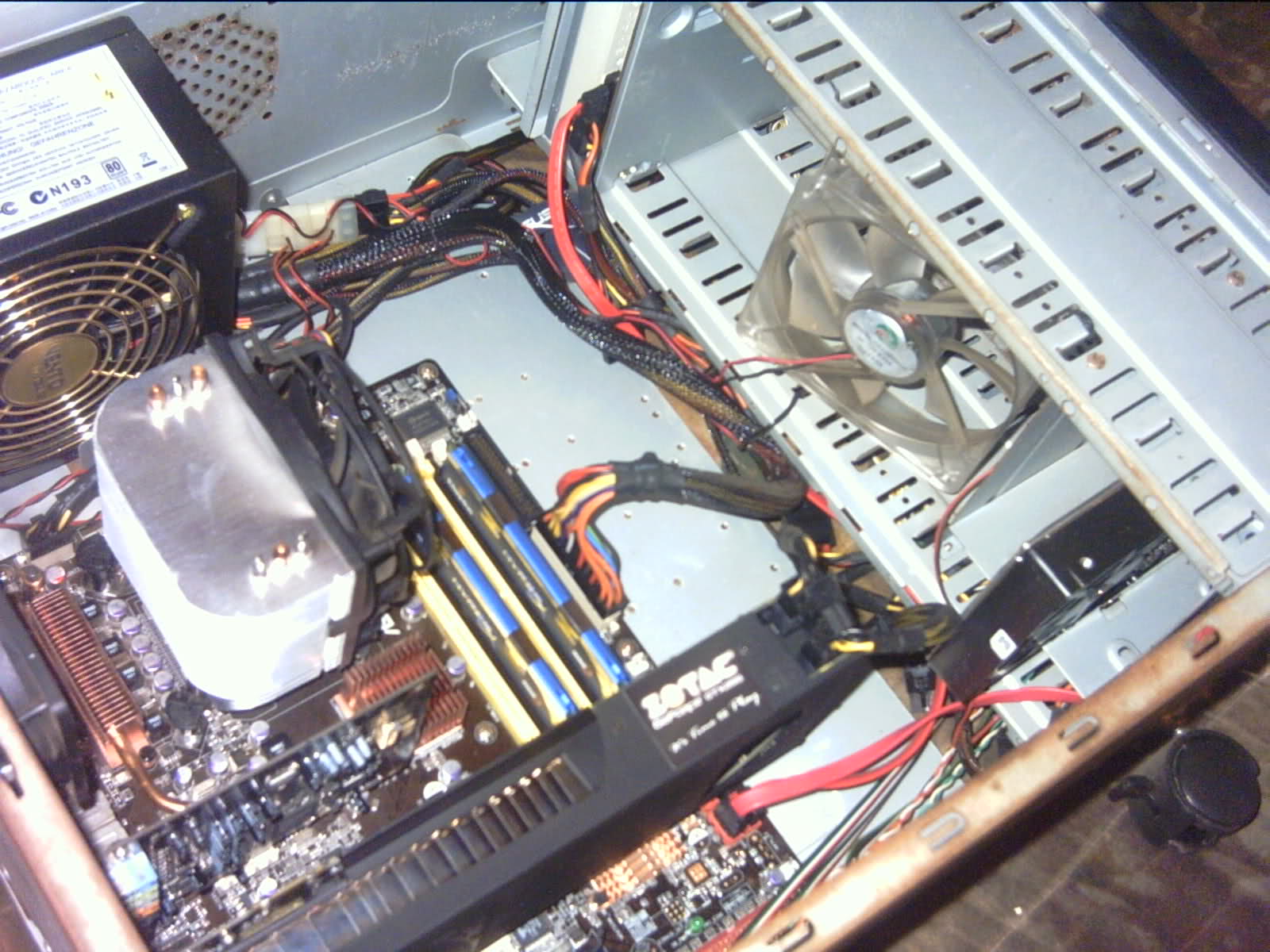 24pw76w.jpg