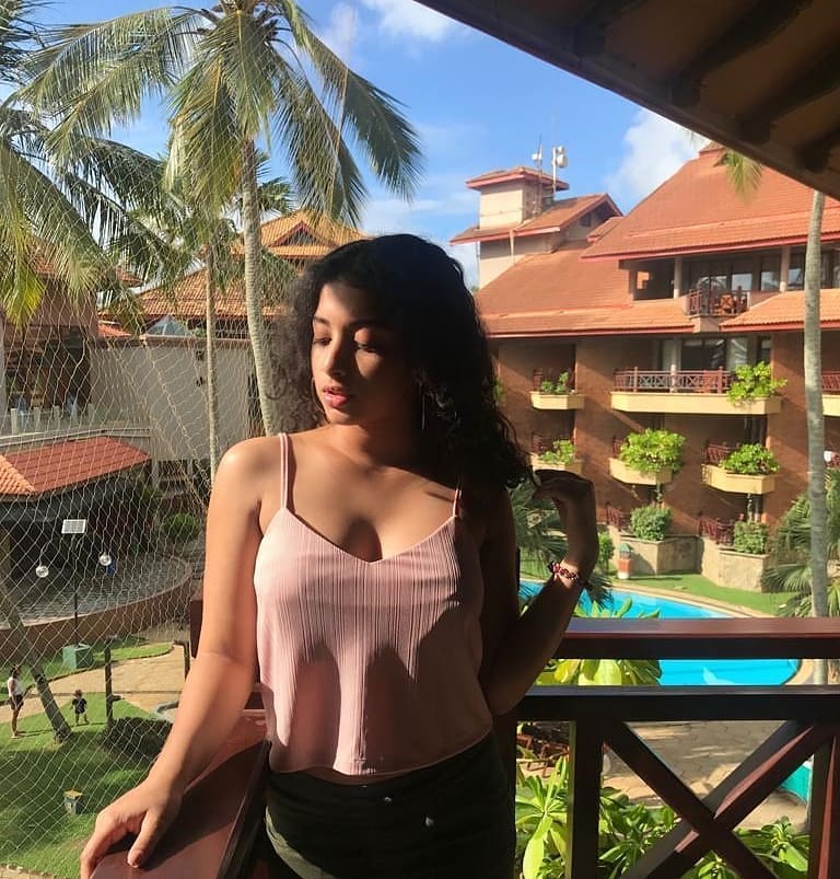 chameesha_di___CAb-_tbpbMh___.jpg