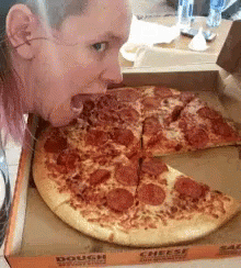 eat-pizza (1).gif