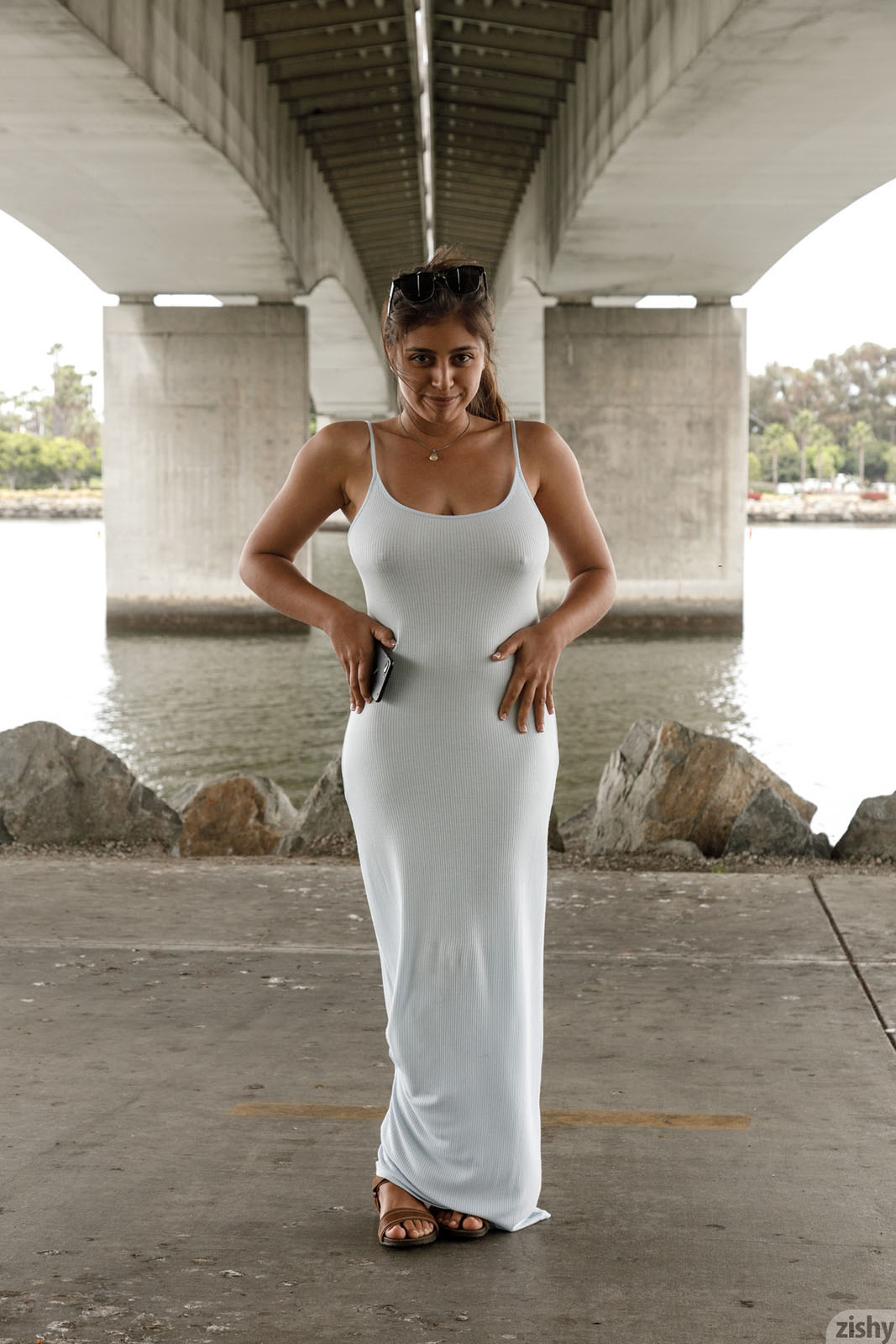 ella-knox-anchors-up-zishy-1.jpg