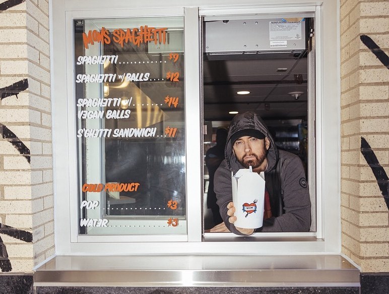 eminem_20211002_130719_1.jpg