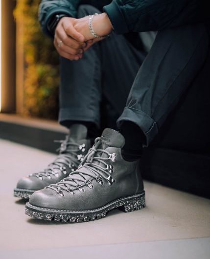 FRACAP-X-DUKE-DEXTER_03-905x630 copy.jpg