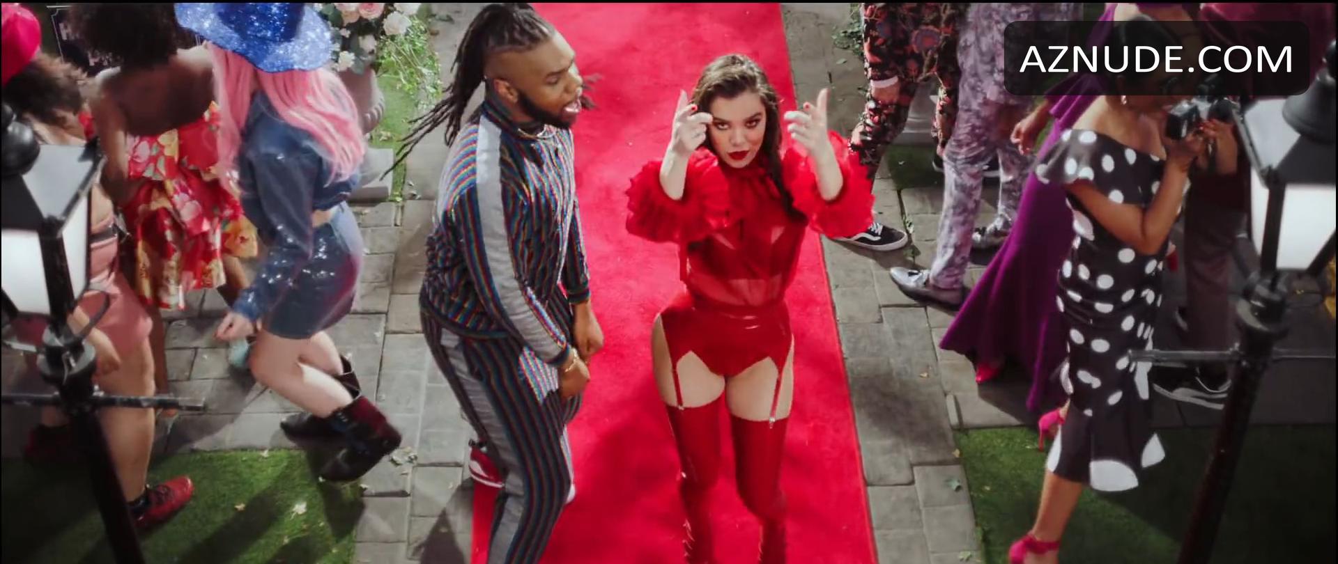 hailee_steinfeld_f77ba0.jpg