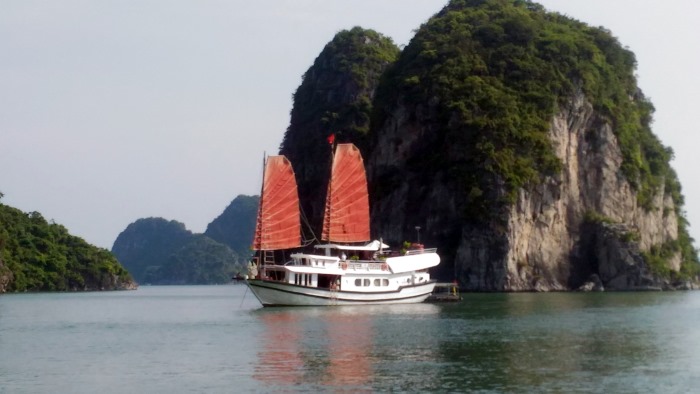 Halong_1.jpg