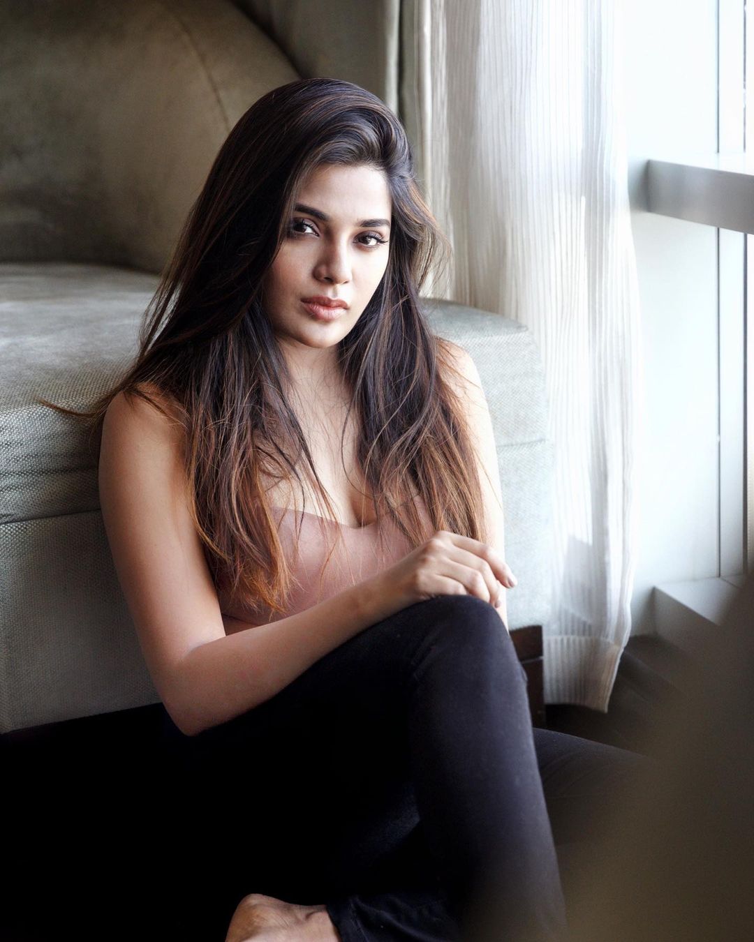 iamaathmika_1638628895002911.jpg