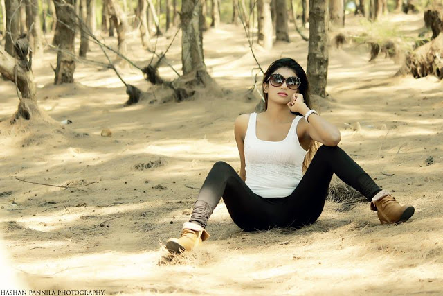Isanka Ruwini's Photoshoot 9.jpg