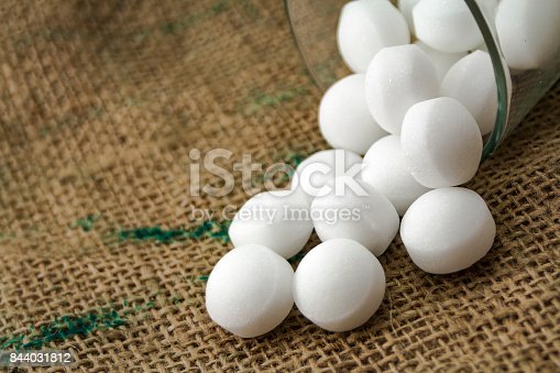 istockphoto-844031812-170667a.jpg