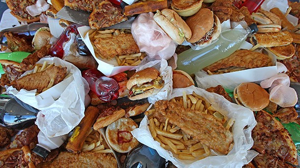 Junk-food-can-junk-your-memory-in-a-week-suggests-new-study_wrbm_large.jpg