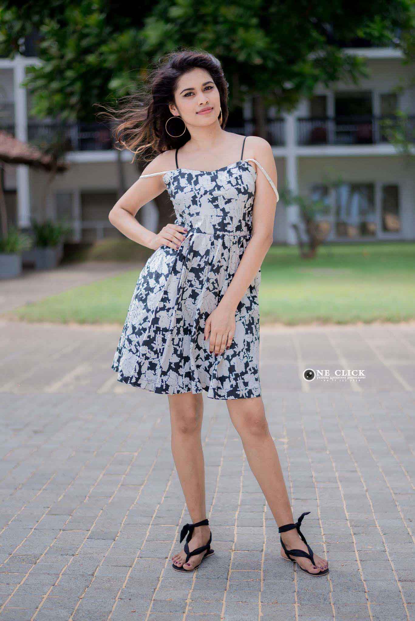 Kavindya-Sammani-ModelLK.com-Sri-Lanka-Model-20221010411.jpg
