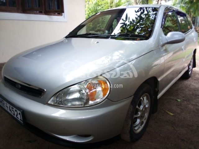kia-rio-hr-8805305.jpg