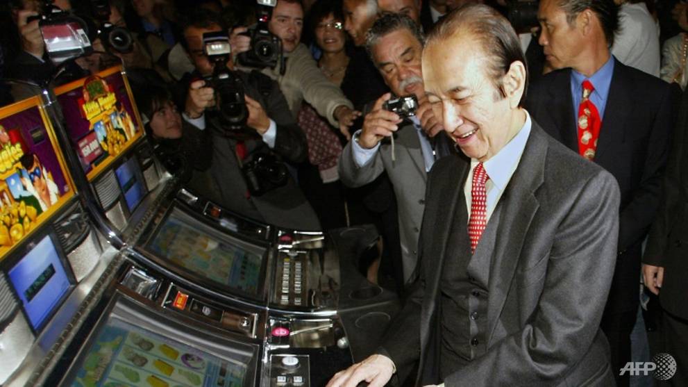 known-as-the-godfather-of-macau-casinos-96-year-old-stanley-ho-was-instrumental-in-turning-mac...jpg