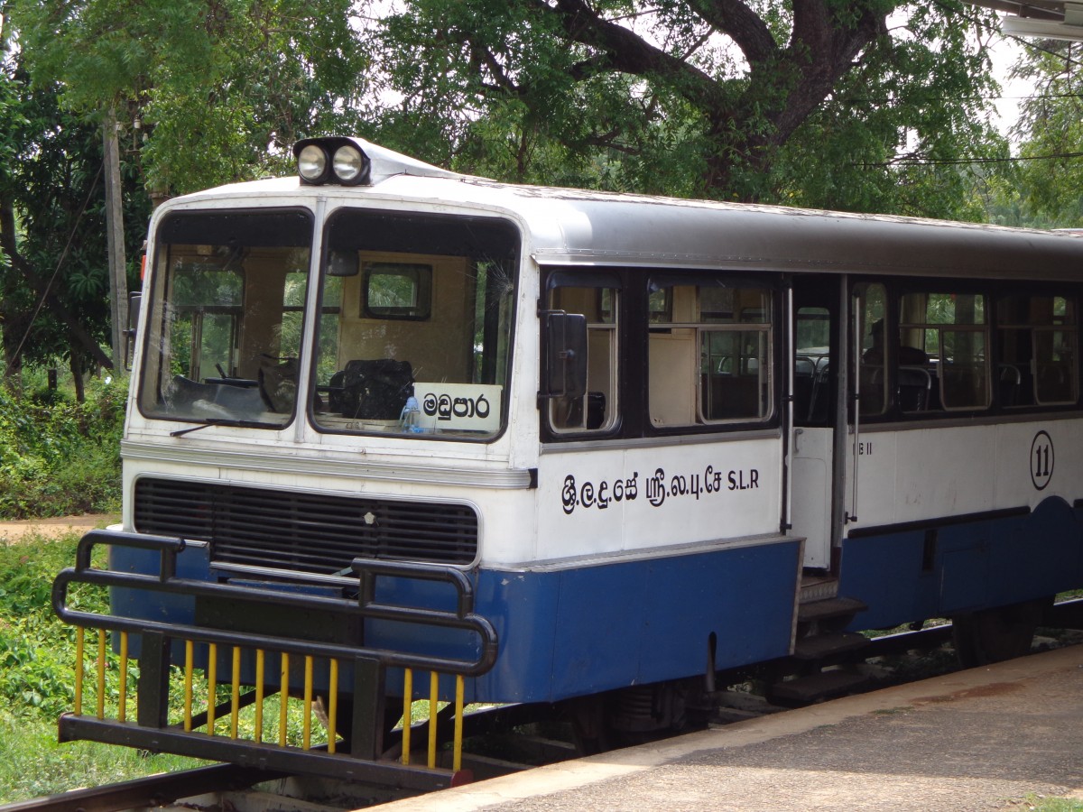 locally-made-rail-bus-converted-17283.jpg