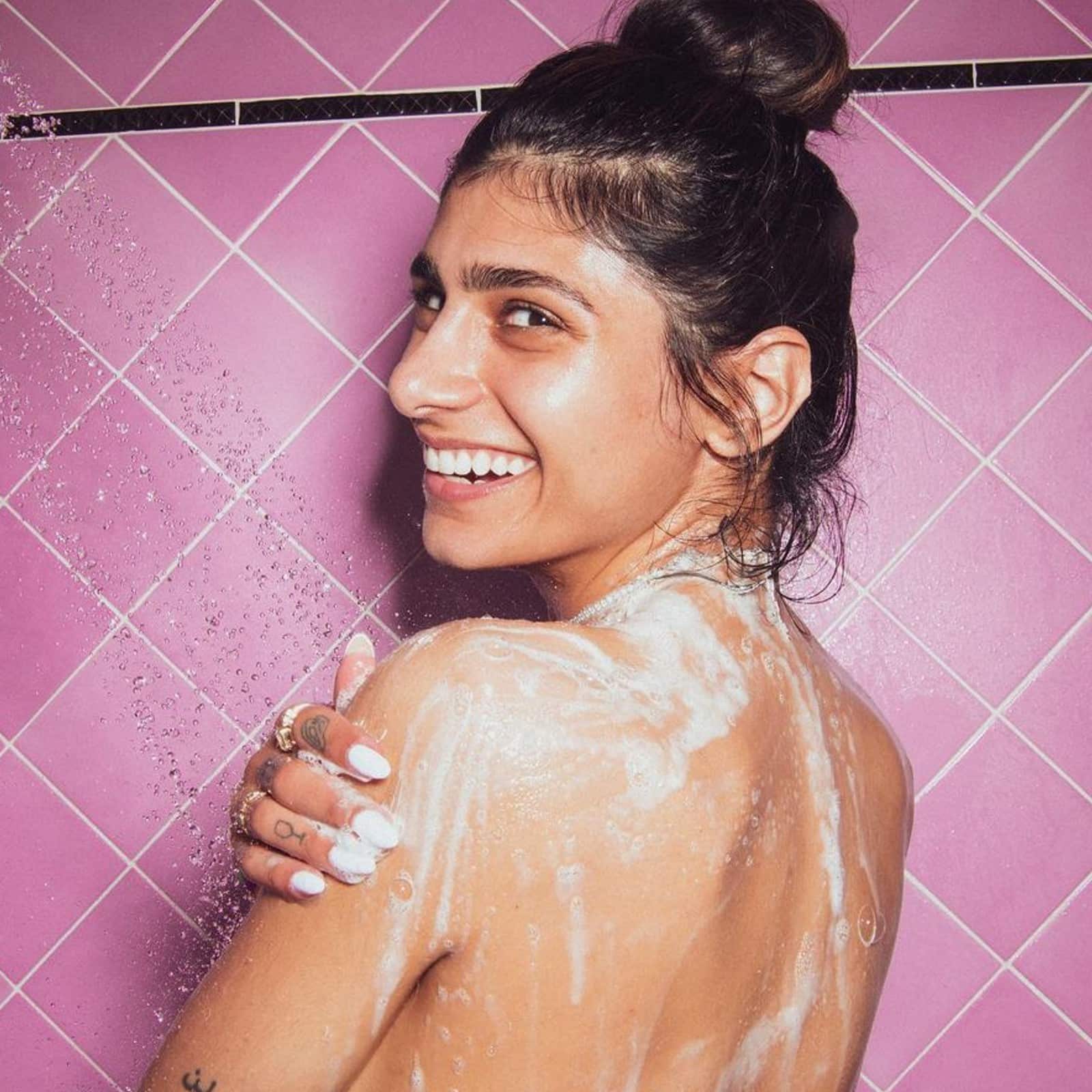 miakhalifa3.jpg