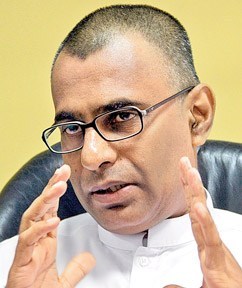 minister-Champika-Ranawaka.jpg