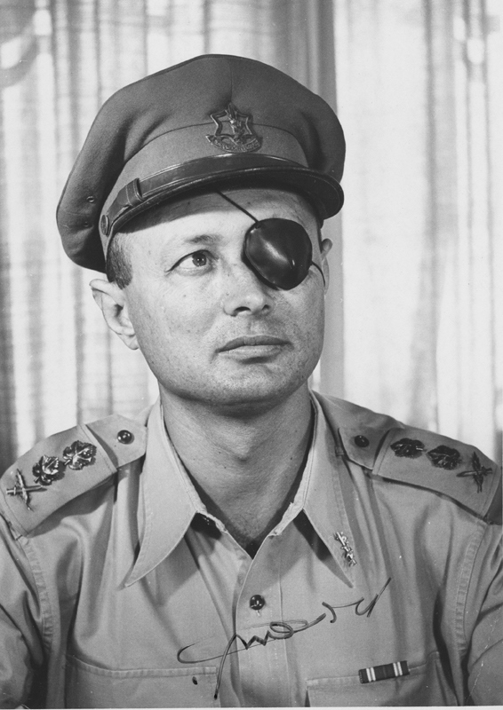 Moshe_Dayan,_Chief_of_General_Staff.jpg