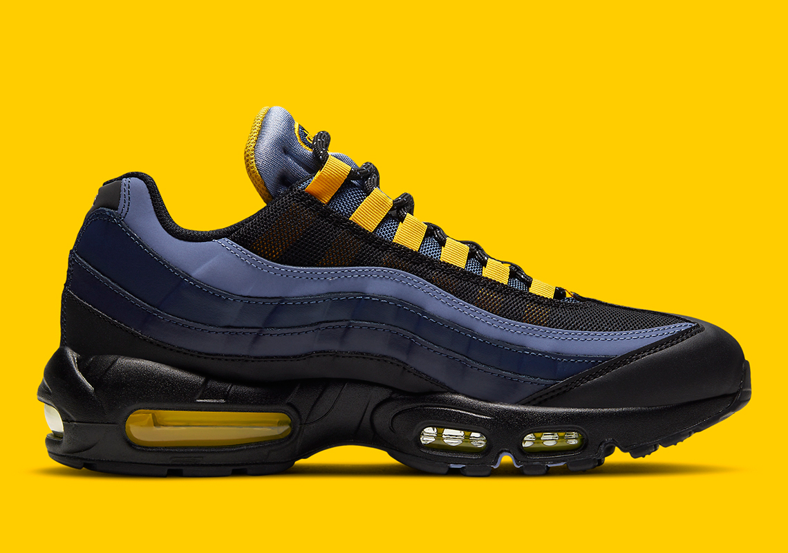 nike-air-max-95-navy-yellow-CT1805-400-4.jpg