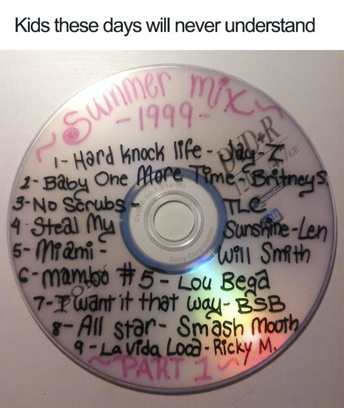 nostalgic-90s-memes-2-5b163324bb5a8__700.jpg