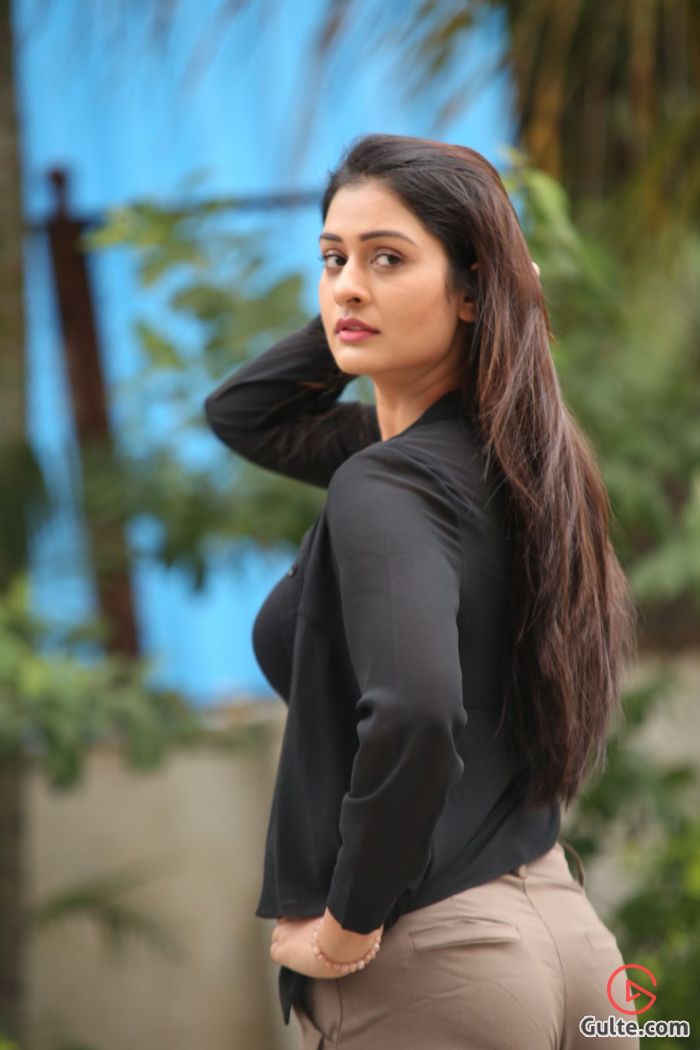 Payal Rajput New Stills_32.jpg