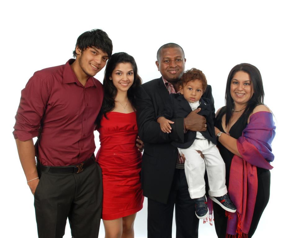 Rohitha _rajapaksa _with _his_ girl_ friend_16.jpg