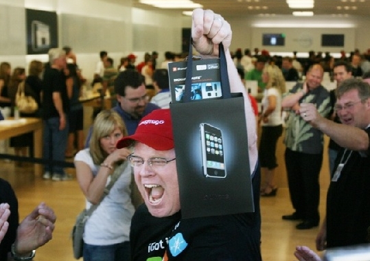 scoble-iphone1.jpg