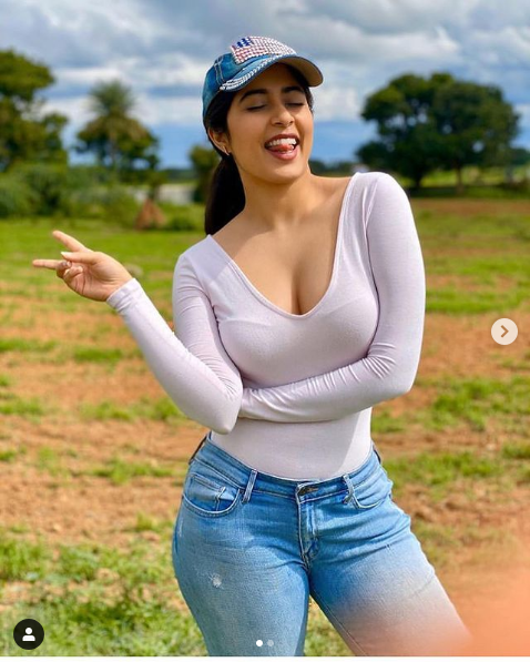 Screenshot_2020-12-16 CEYLON SHOUTOUTS on Instagram “ nikitasharma_official ceylon_shoutouts__...png