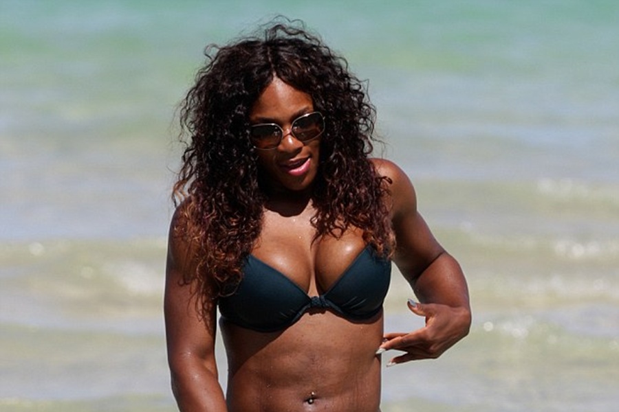 Serena-Williams-in-bikini.jpg