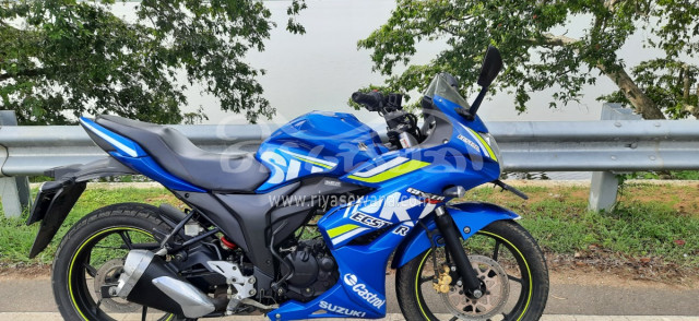 suzuki-gixxer-sf-518183713471.jpg