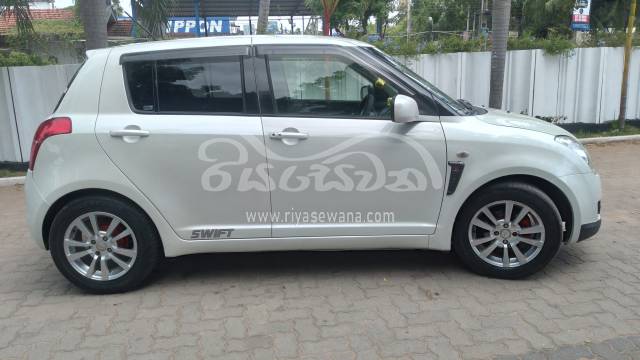 suzuki-swift-2216232417884.jpeg