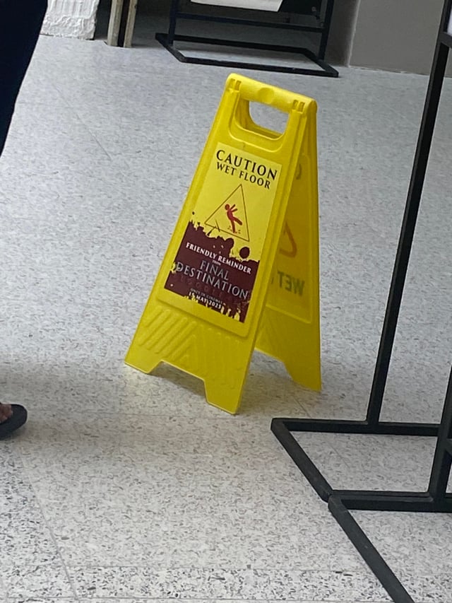 thought-id-leave-this-ad-placement-here-v0-r2pftjpwsq1f1.jpg