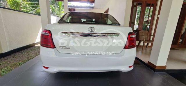 toyota-axio-non-111020092.jpg
