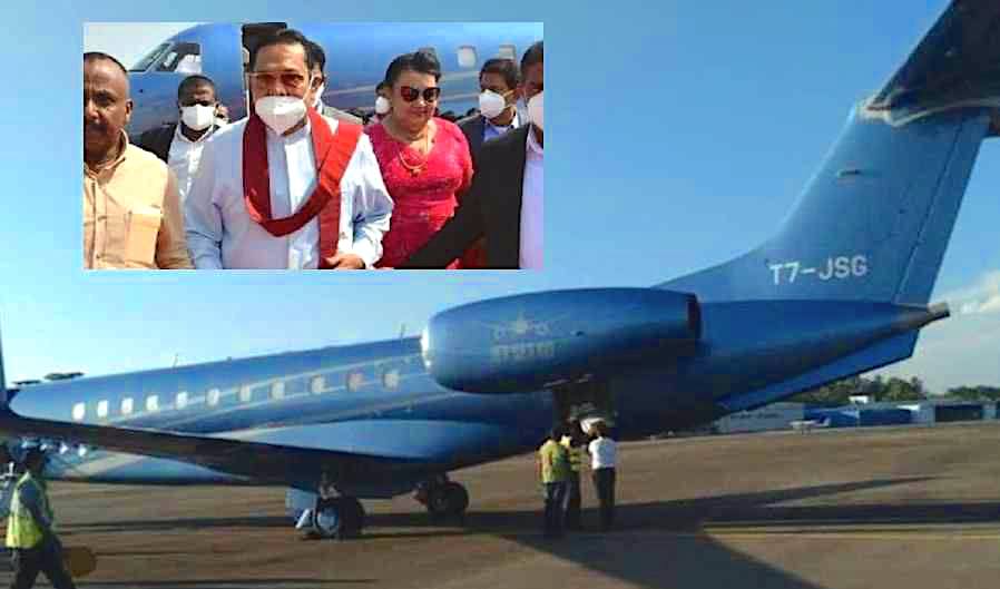 Velupillai-Kananathan-and-Mahinda-Rajapaksa-and-Shiranthi-Rajapaksa-.jpeg