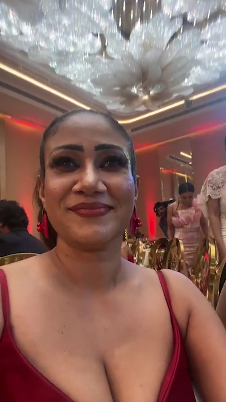 VideoCapture_20221225-143925.jpg
