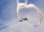 plane_trails_001.jpg