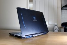 Acer-Predator-Helios-300-02.jpg