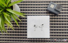 Airpods FB 1.jpg