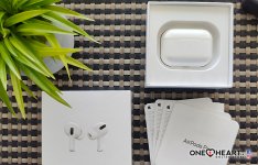 Airpods FB 6.jpg