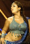 nayanthara_latest_hot_images_pics_stills_01.jpg