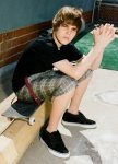 Justin-Bieber-216x300.jpg
