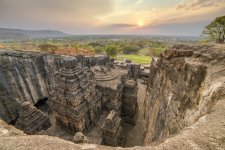 kailasa-temple-ellora-caves-1.jpg