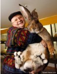 Worlds-Biggest-Rabbit.jpg