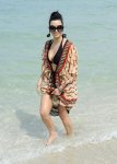 BikiniGirlsTop-Kim-Kardashian-001-590x831.jpg