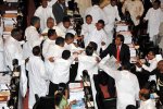 Unruly-govt600.jpg