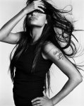 What-a-Beauty-Angelina-Jolie-002.jpg