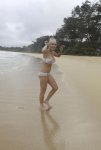 801221866_LindsayLohanNipSlipHawaii10_122_493lo.jpg