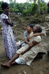 tsunami-srilanka-2004-10.jpg