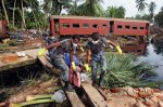 tsunami-srilanka-2004-8.jpg